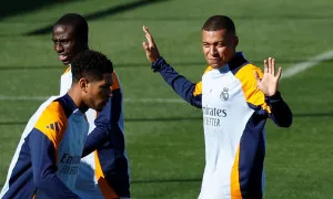 Ancelotti: 'Mbappe không cần xin phép tôi để đi chơi'